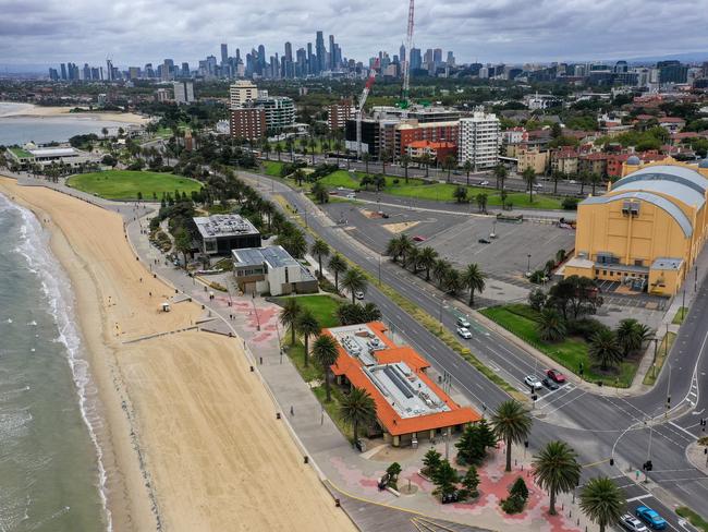 St Kilda Beach. Picture: Alex Coppel