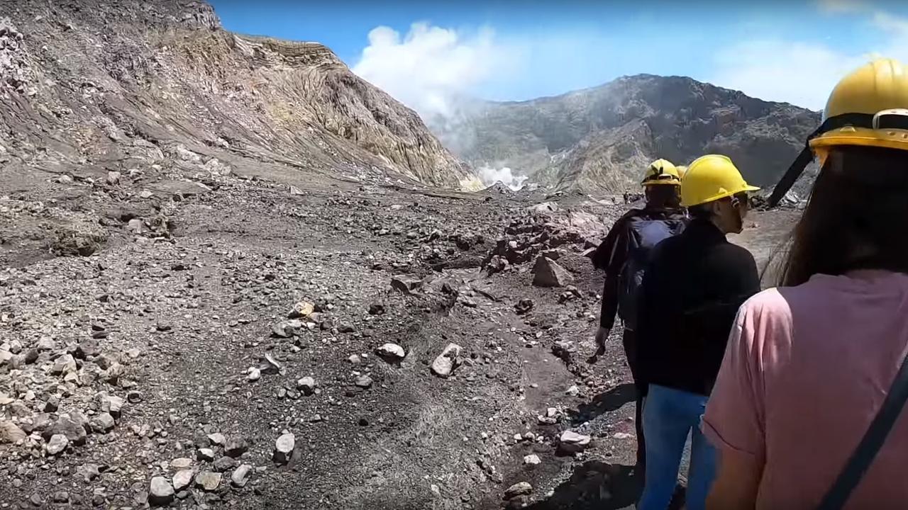 Footage taken by a Brazilian tourist Alessandro Kauffmann minutes before the White Island volcano erupted.