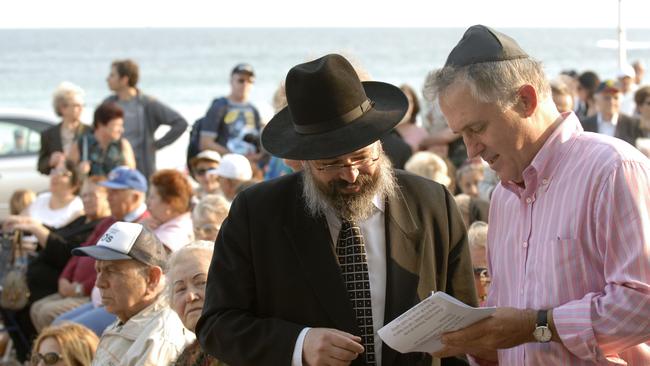 Rabbi Yehoram Ulman with local MP and now Prime Minister Malcolm Turnbull in 2006.