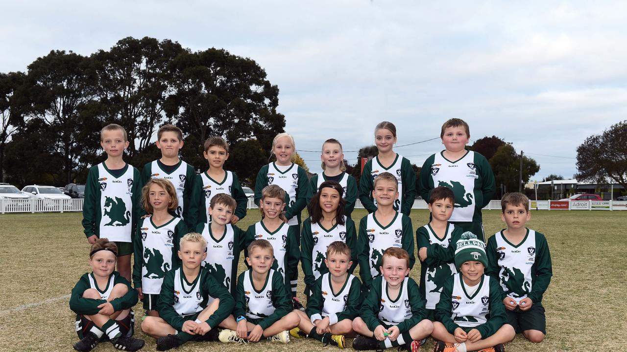 Bell Park Rizun under-9 football team.