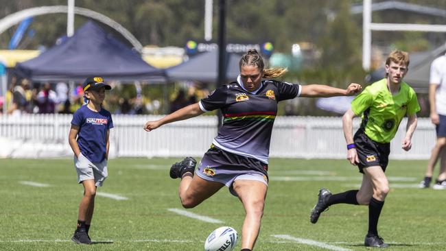 U17s girls Koori Knockout grand final, Northern United Dirawongs vs Minda Sisters. Picture: Andrea Francolini