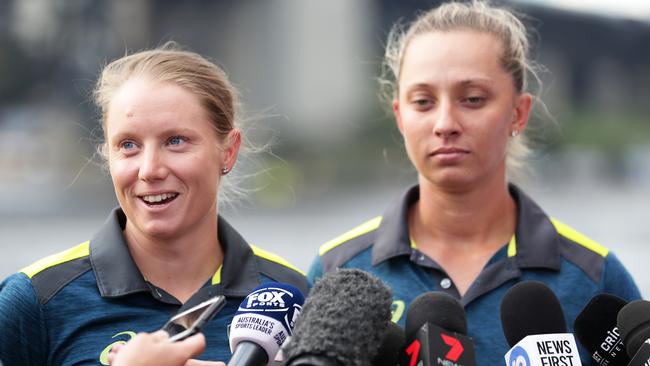 Alyssa Healy (left) and Ashleigh Gardner ahead of their first World Cup on home turf.