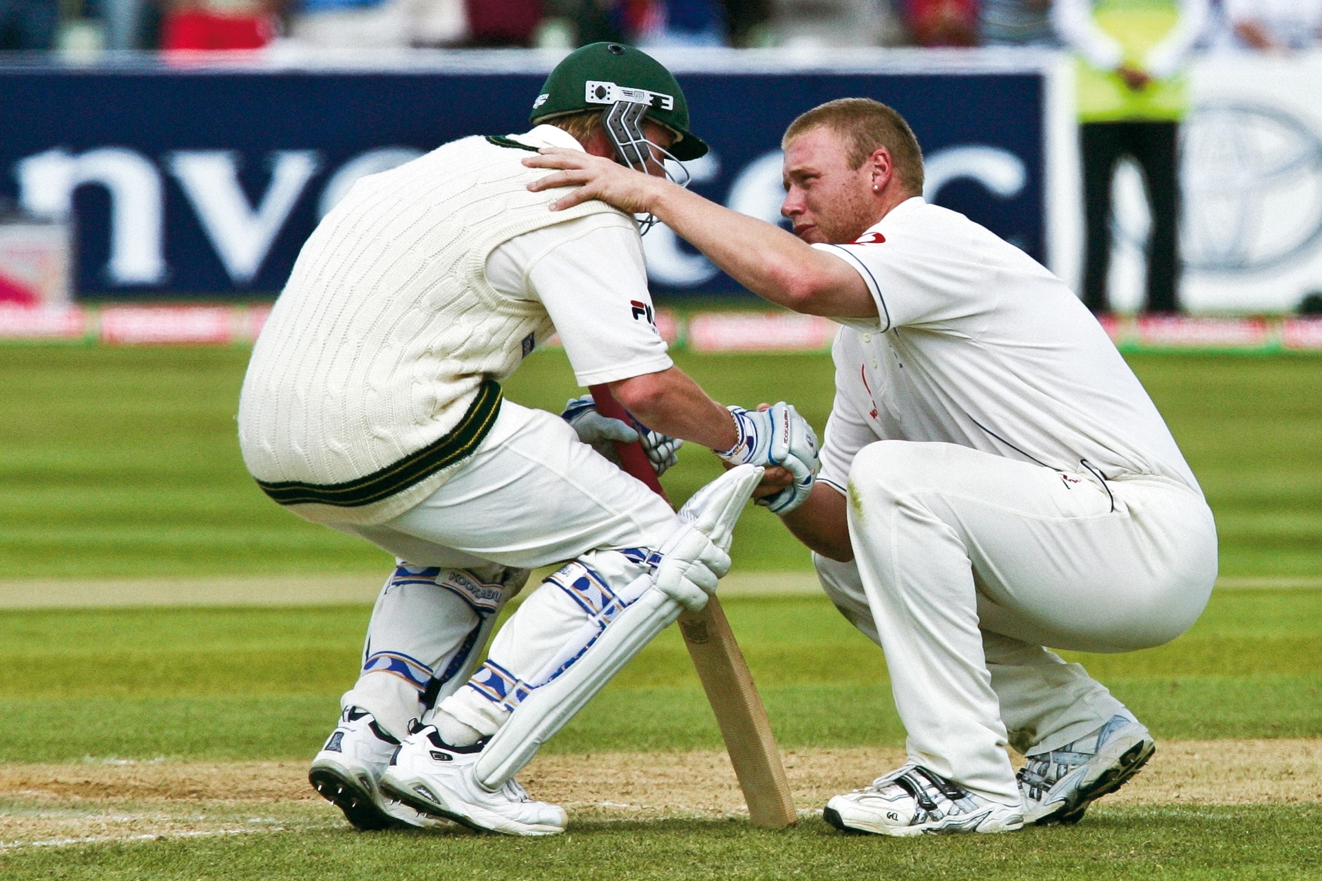 <h2> Flintoff consoles Brett Lee (2005)</h2><p>&nbsp;</p><p>One of the tightest Test matches in Ashes history, Australia were agonisingly close to a victory at Edgbaston before falling short by just two runs. But as the last wicket fell, the individual heroics fell to Andrew Flintoff who walked over to console the last batter <a href="https://www.gq.com.au/gq-sports/australian-summer-test-cricket-matches/image-gallery/a79339e59dfe9822ce79710c6f1bc858" target="_blank" rel="noopener">Brett Lee</a>. No one really knows exactly what he said—Flintoff himself loves to change the story—but it shows just how the rivalry the two nations share is still built on sportsmanship.</p>