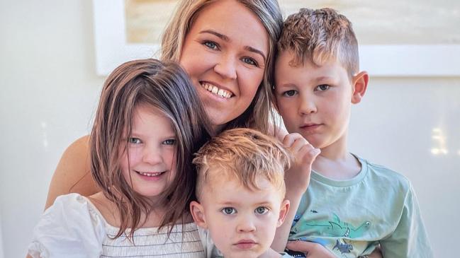 Australian scientists are researching ‘gene patch’ drugs that block disease like dementia causing errors in cells - giving hope to the Staska family.