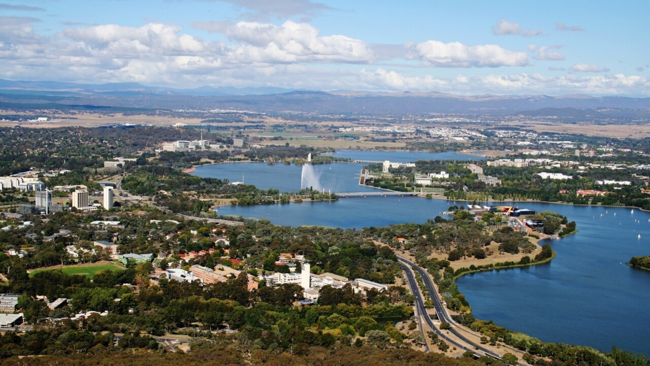 Citizenship ceremony to be held in Canberra