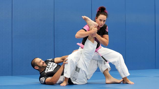 Gracie Jiu-Jitsu Burwood is offering free self defence classes for female university students this month. Picture: Andrew Tauber