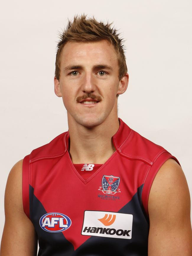 Nice mo, Lynden Dunn.