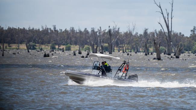 Emergency services search Lake Mulwala. Picture: Simon Dallinger