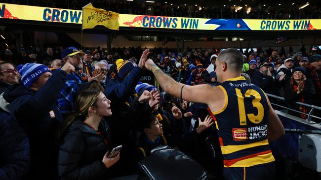 Graham Cornes believes the Crows should offer Tex another contract. Picture: James Elsby/AFL Photos via Getty Images)