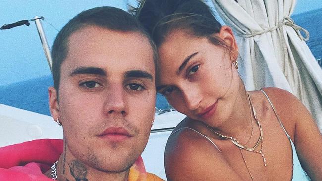 Justin made a pointed reference to “hard days” after scrubbing the post.