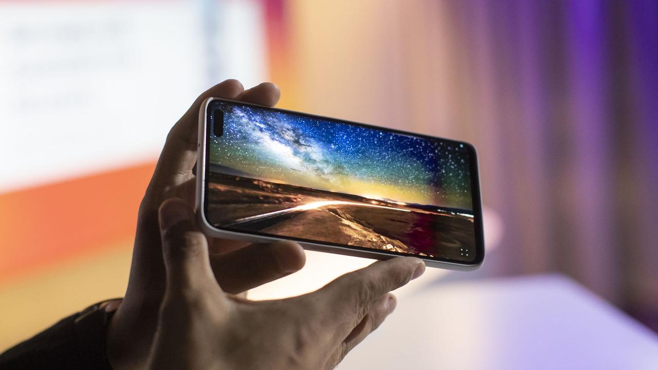 Telstra and Samsung demonstrate Australia's first 5G smartphone, the Galaxy S10 5G, and an event in Sydney.