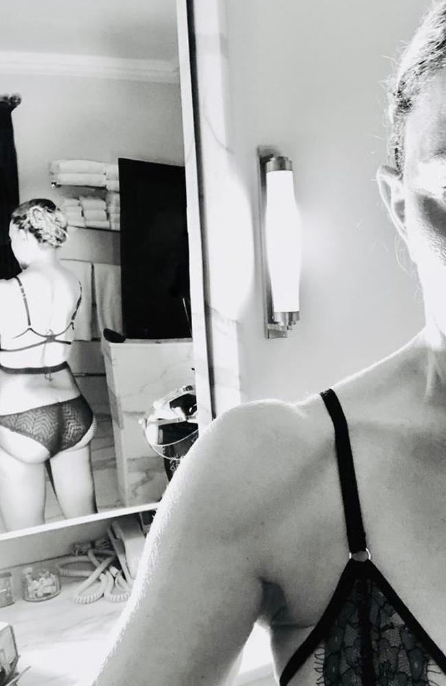 Madonna Posts Bare Butt On Instagram With New Selfie Photo The 