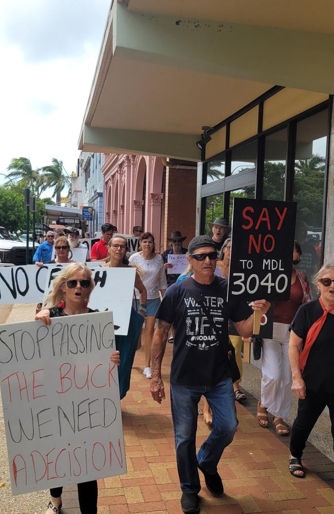 Protestors march against against Fox Resources proposal to develop a coal mine near Bundaberg. Source: Coal Free Bundaberg.