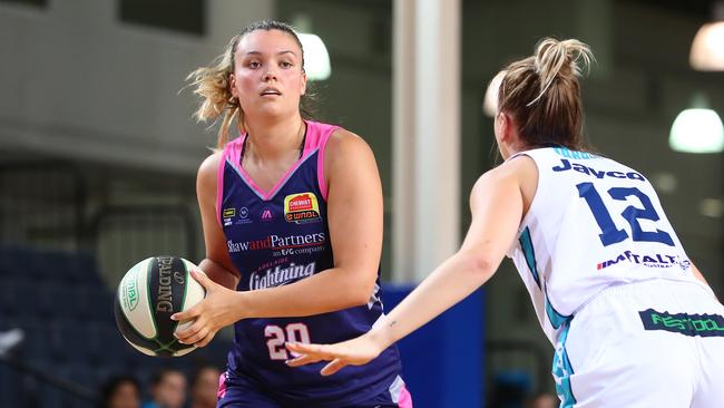 Ella Batish of the Adelaide Lightning. Picture: Chris Hyde/Getty Images