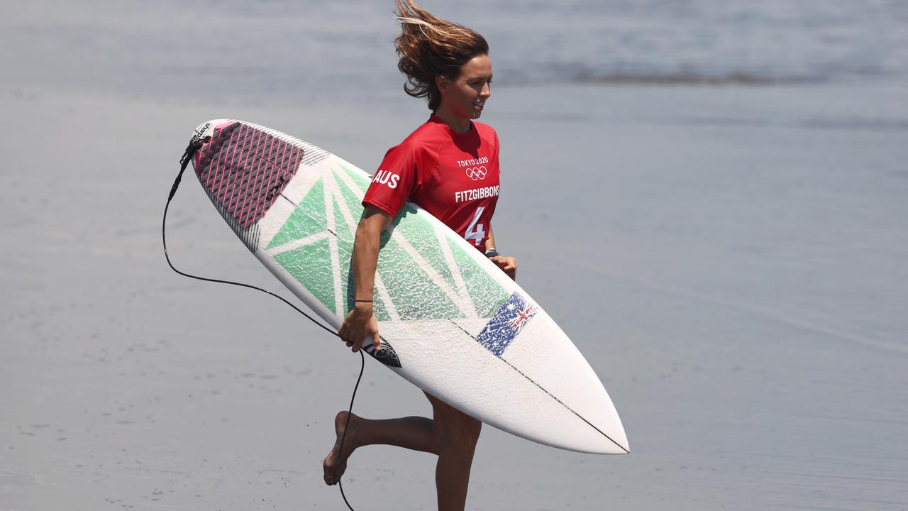 Sally Fitzgibbons left it late before grabbing her heat win.