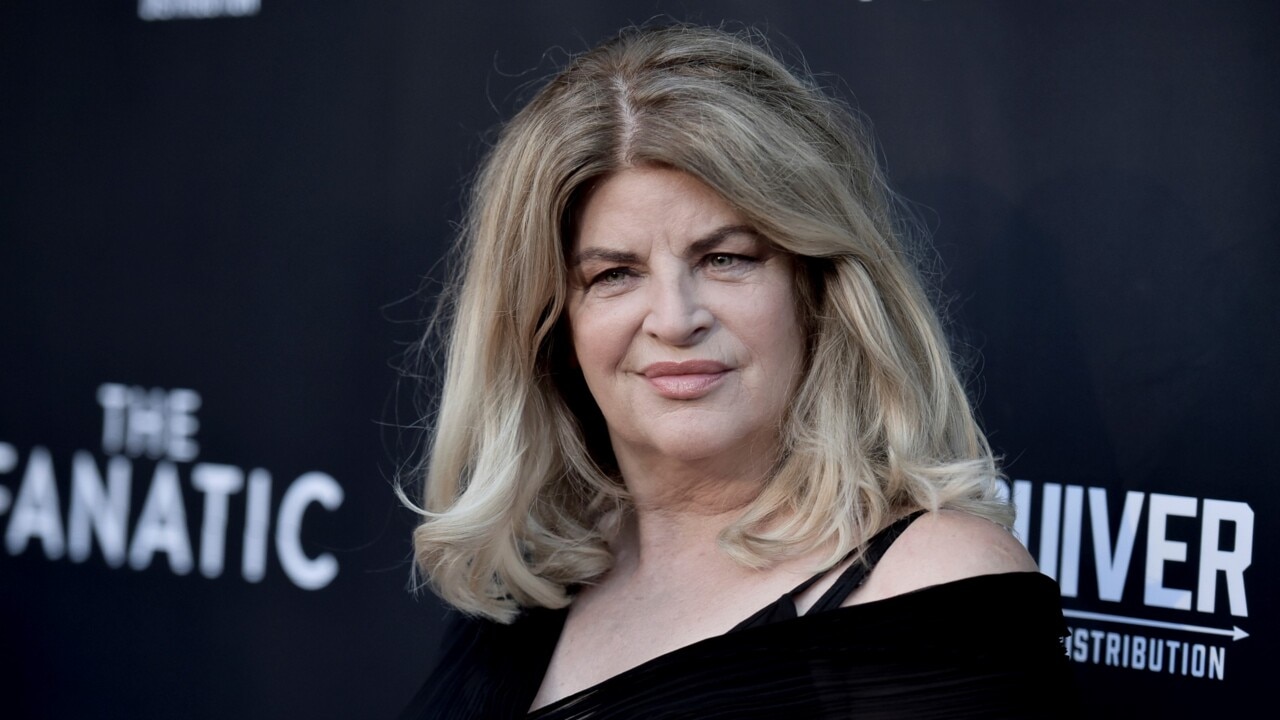 5,553 Kirstie Alley Photos and Premium High Res Pictures - Getty Images