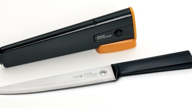 Thanks to this invention you don’t need to know how to sharpen a knife.