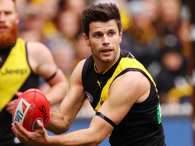 Richmond vs. GWS Giants at the MCG. Richmond's Trent Cotchin 1st qtr  . Pic: Michael Klein