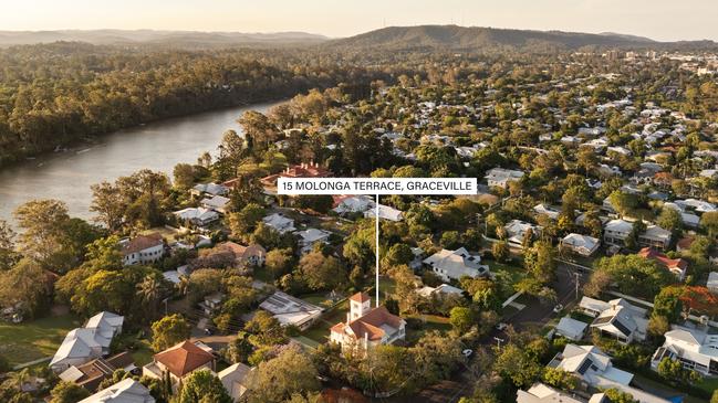 You’re able to spot the Brisbane River and Mt Coot-Tha off in the distance, when looking out from the higher levels.