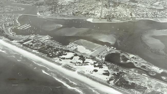 The Broadwater, Seaworld and Southport from the air in 1980.