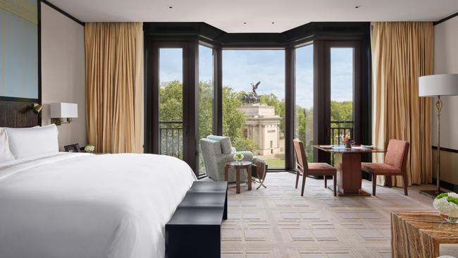 The spacious Grand Premier Park Room, overlooking Wellington Arch.