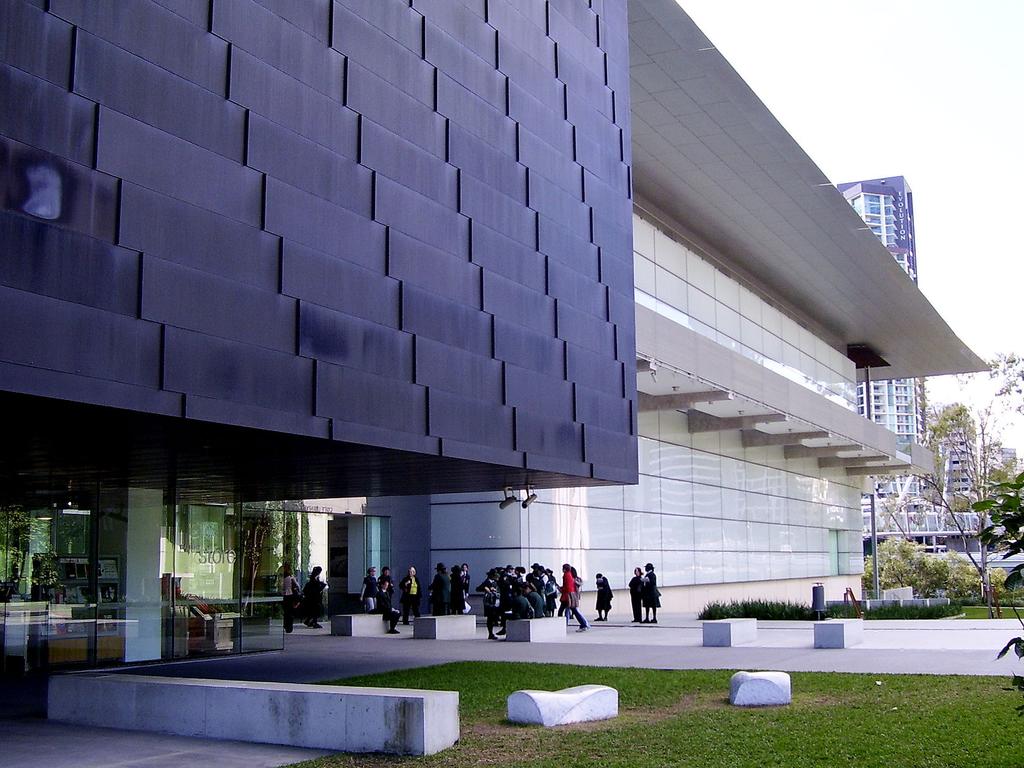 The Queensland Gallery of Modern Art opened on December 2, 2006 and holds a collection of over 16,000 works of historical, modern and contemporary art.