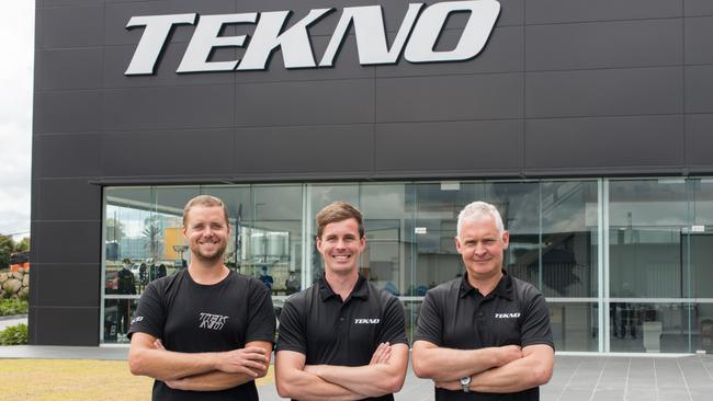 Adrian Burgess (right) with Tekno owner Jonathon Webb and driver Jack Le Brocq.