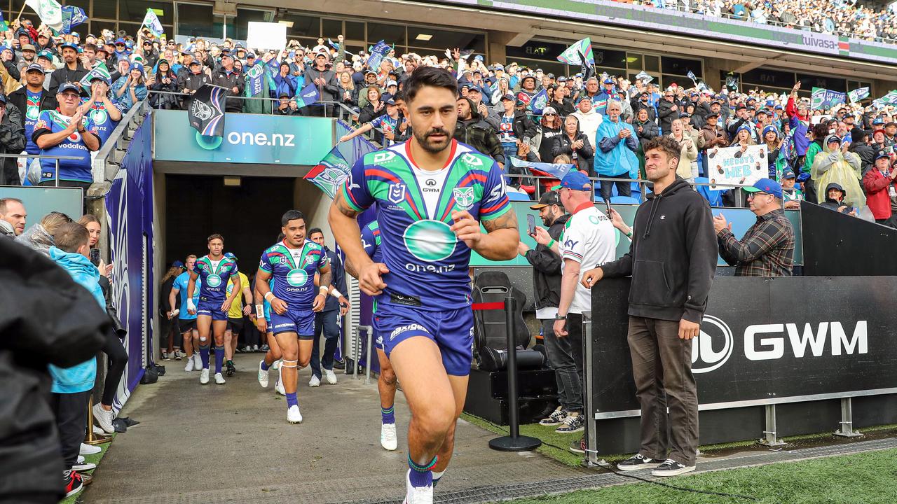 New Zealand Warriors halfback Shaun Johnson runs out in front of a packed Go Media Stadium in Auckland. Picture: NRL Photos