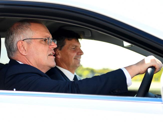 PM drives $1bn low-emissions tech fund