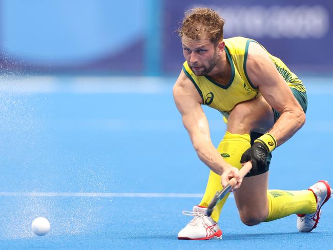 Josh Beltz passes the ball during the Pool A match between Australia and Spain on day seven of the Tokyo Olympic Games, at Oi Hockey Stadium, on July 30, 2021 in Tokyo, Japan. Picture: Alexander Hassenstein/Getty Images.