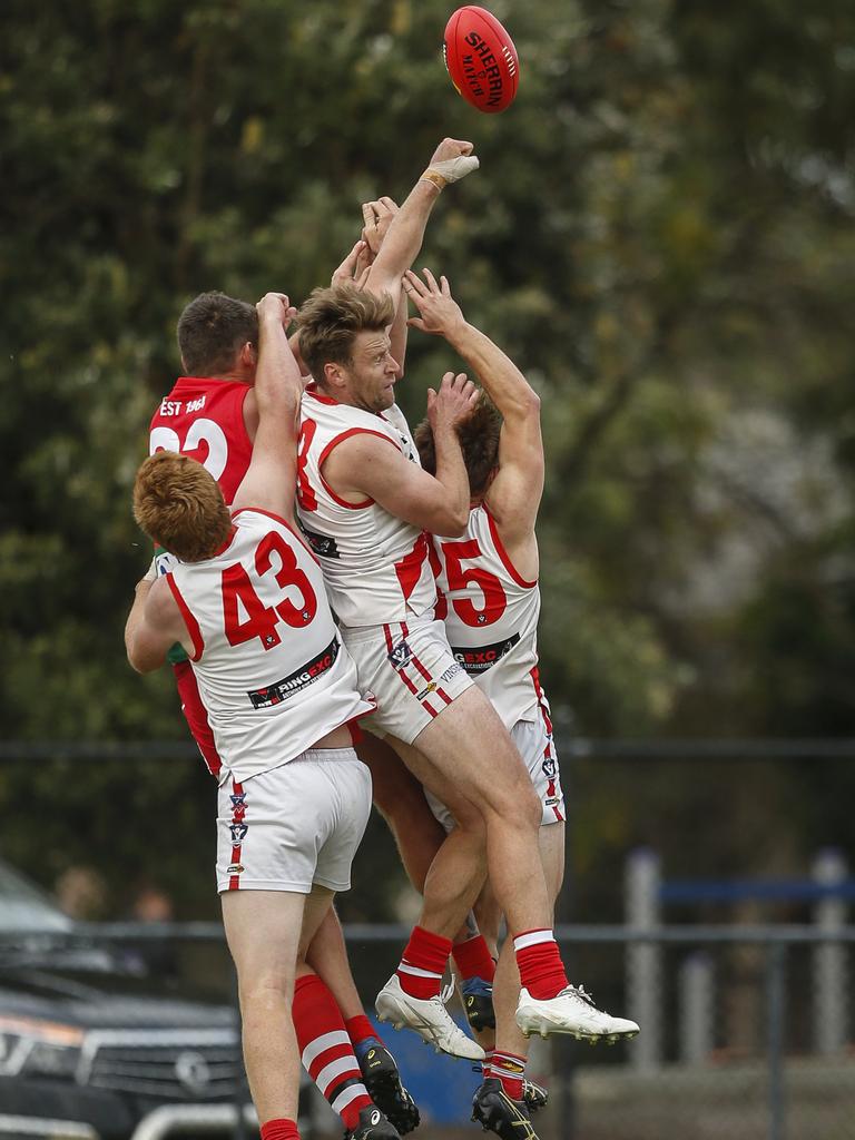 MPNFL: Action from the clash between Pines and Sorrento. Picture: Valeriu Campan