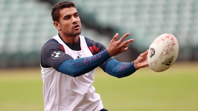 Classy France centre Wesley Fofana at a training session at QBE Stadium.