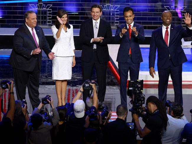 MIAMI, FLORIDA - NOVEMBER 08: Republican presidential candidates (L-R), former New Jersey Gov. Chris Christie, former U.N. Ambassador Nikki Haley, Florida Gov. Ron DeSantis, Vivek Ramaswamy and U.S. Sen. Tim Scott (R-SC) are introduced during the NBC News Republican Presidential Primary Debate at the Adrienne Arsht Center for the Performing Arts of Miami-Dade County on November 8, 2023 in Miami, Florida. Five presidential hopefuls squared off in the third Republican primary debate as former U.S. President Donald Trump, currently facing indictments in four locations, declined again to participate.   Joe Raedle/Getty Images/AFP (Photo by JOE RAEDLE / GETTY IMAGES NORTH AMERICA / Getty Images via AFP)