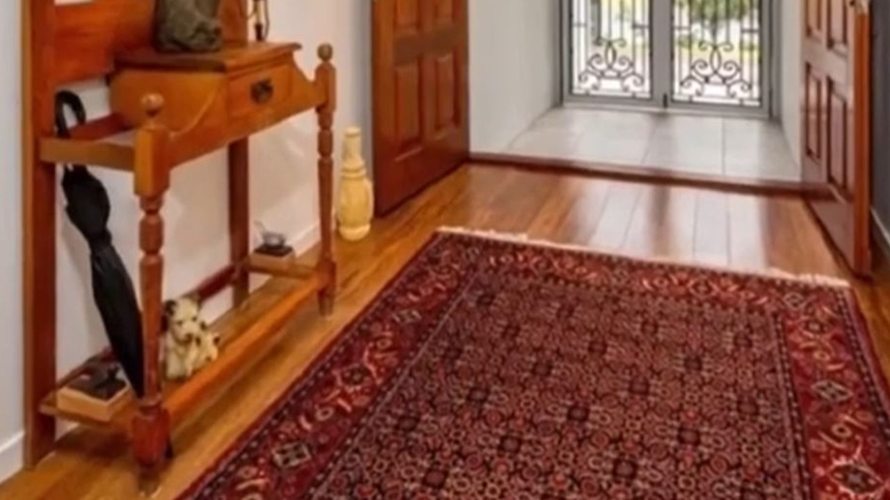 Their $28,000 rug was sold off for around $200. Picture: 7 News