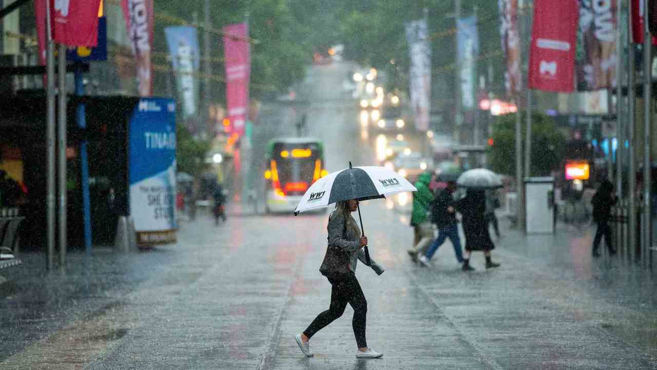 More wild weather to hit Melbourne | Sky News Australia