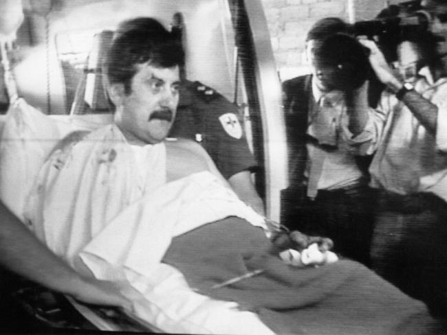 Victoria Police Det-Sgt John Kapetanovski arrives at hospital after being shot and wounded by Noble Park gunman Pavel “Mad Max” Marinof in 1986. Det-Sgt Kapetanovski’s police partner Sgt Rod MacDonald shot and killed Marinof during the gunbattle which saw he and Det-Sgt Kapetanovski wounded.