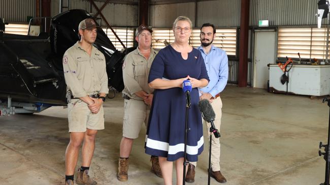 Minister for Parks and Wildlife Marie-Clare Boothby, Deputy Minister for Parks and Wildlife Andrew Mackay, announce the return of pet permits with Ian Hunt and David Jacobson fro Parks and Wildlife. Picture: Sam Lowe