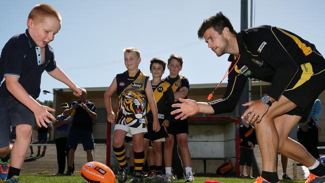 Trent Cotchin at Richmond’s community camp in Warrnambool. Picture: Colleen Petch