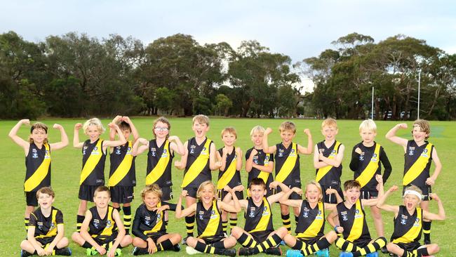 Torquay Tigers Boak under-9 football team pull their funniest faces. Picture: Alison Wynd
