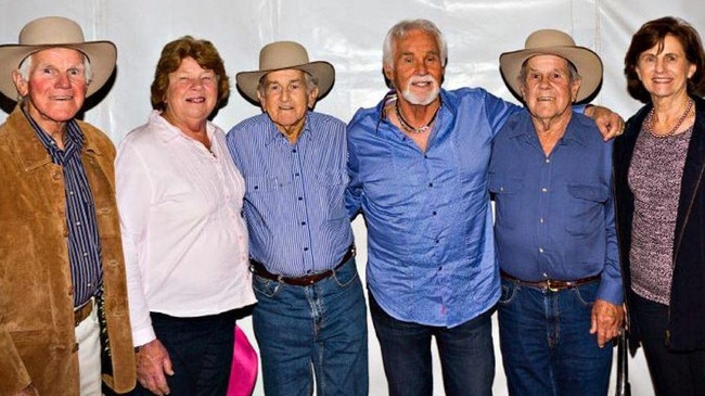 Berard, Tanda and Fabian Webb, Kenny Rogers, and Marius and Julia Webb at the 2012 Optus Gympie Music Muster, minutes before Kenny Rogers took to the main stage. Source: Randy Dorman, Tour Photographer.