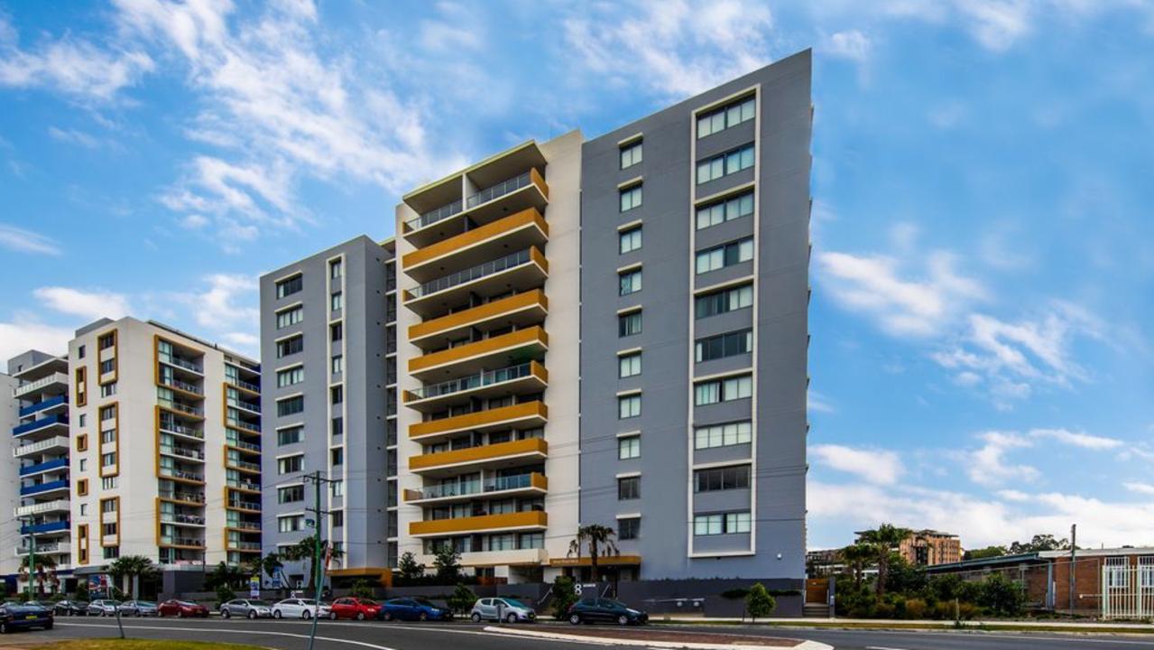 Multiple units in this complex at 2-8 River Rd West in Parramatta are selling for less than the sellers paid.