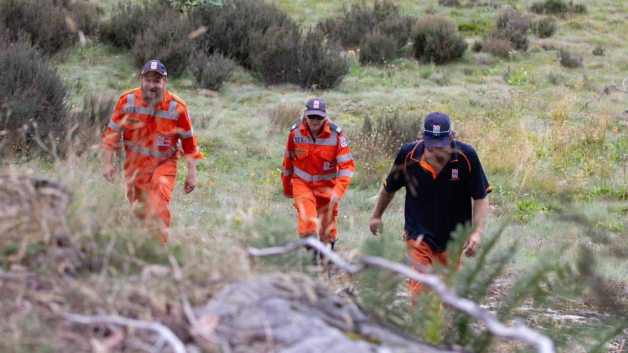 Police and SES crews scour rugged terrain in Mount Buffalo as they search for missing Melbourne couple, Trevor Salvado and Jacinta Bohan. Picture: Sarah Matray