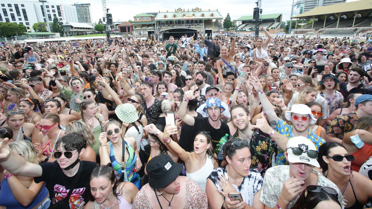 Cruel summer for Australian live music industry as Covid restrictions ...