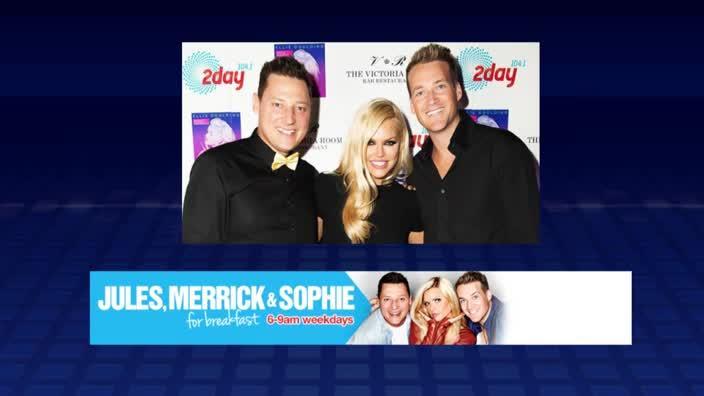 Sophie Monk breaks down on the 2Day FM breakfast show