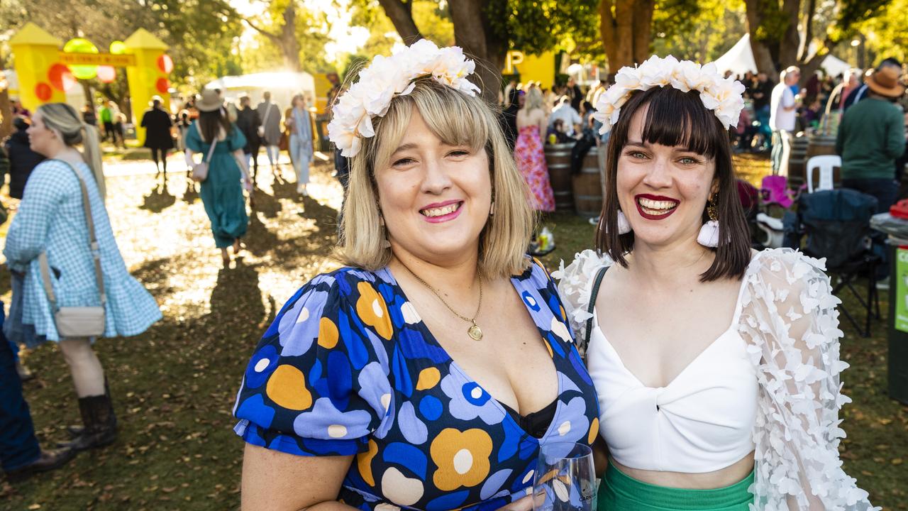 Hannah Keal (left) and Olivia Thurecht at the Festival of Food and Wine, Carnival of Flowers 2022, Saturday, September 10, 2022. Picture: Kevin Farmer
