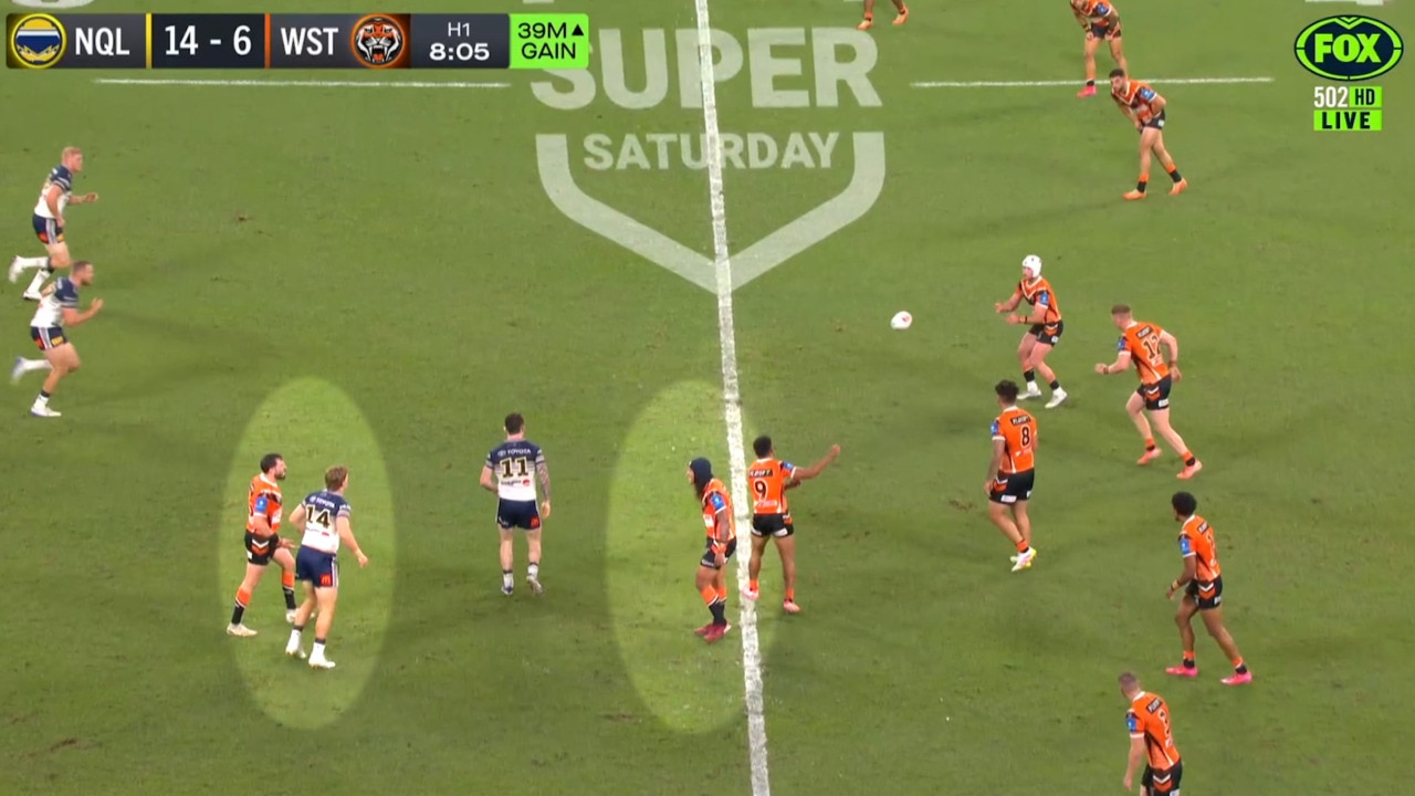 Luai blows up at teammate after decoy run