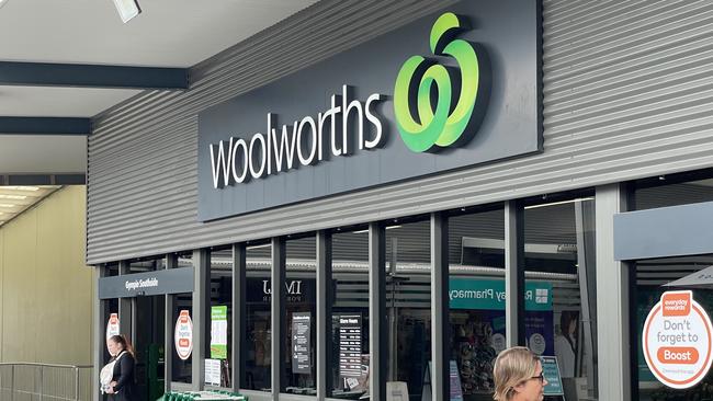 Woolworths has a pay gap of more than half the national average.