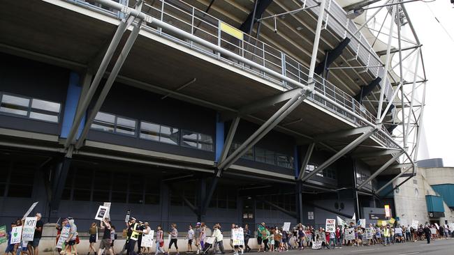 Hundreds of people turned up to protest against Labor's plan to demolish and rebuild the Gabba stadium. Picture: NCA NewsWire/Tertius Pickard