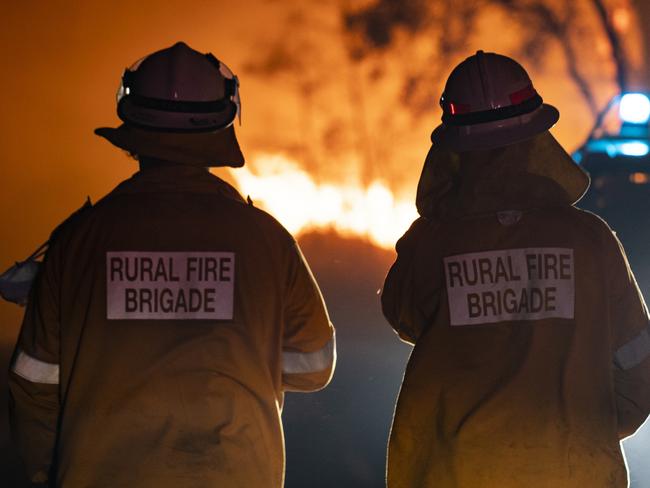 Hot nights, windy days: The alarming start to bushfire season