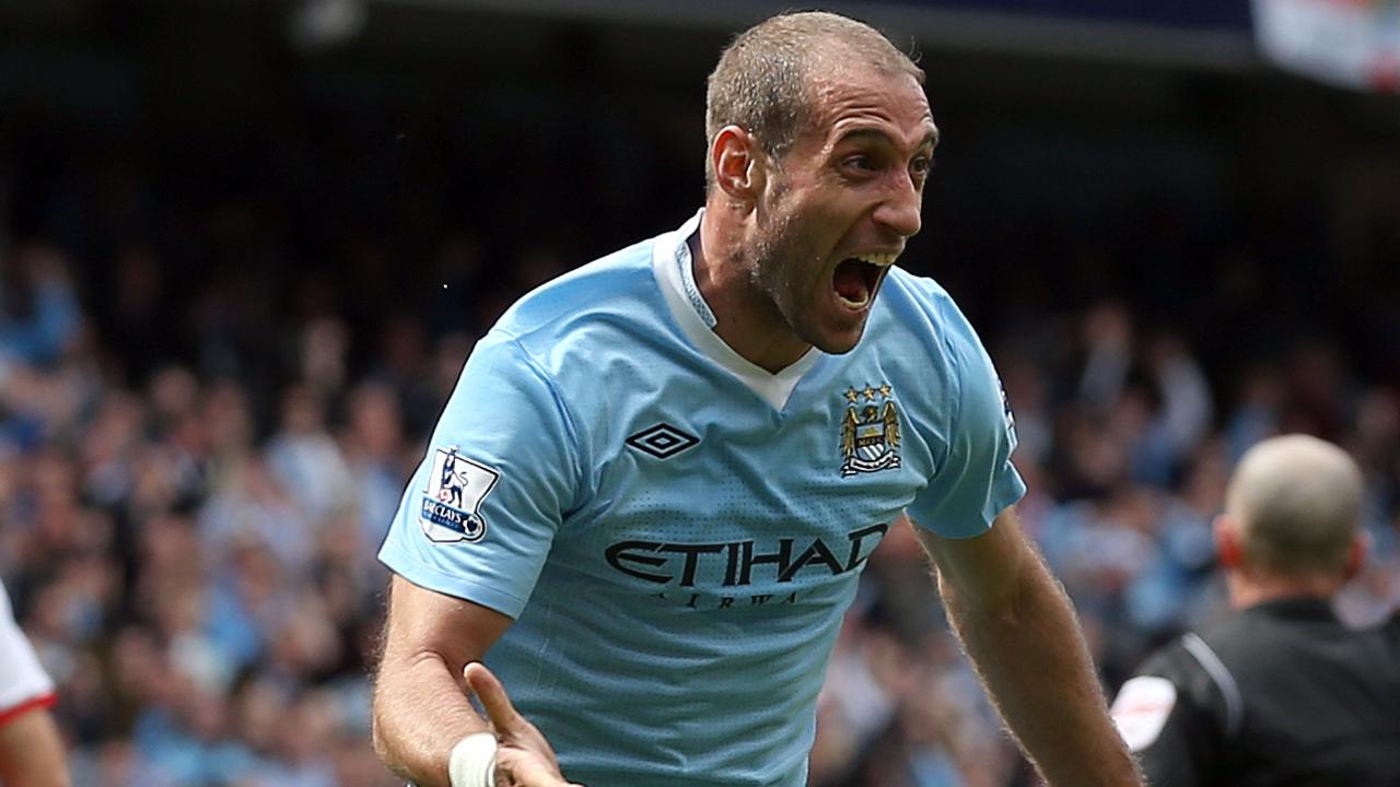 Manchester City's Pablo Zabaleta celebrates after scoring. (AP Photo/Jon Super)